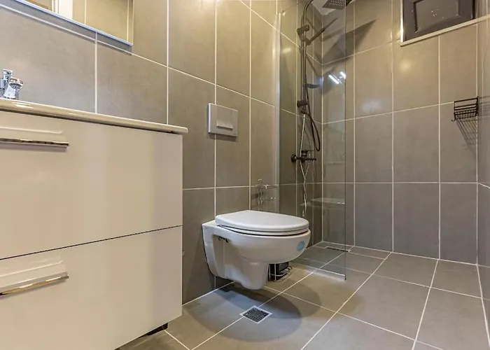 Near By The Land Of Legends , 40 M2 Private Pool Batiatus
