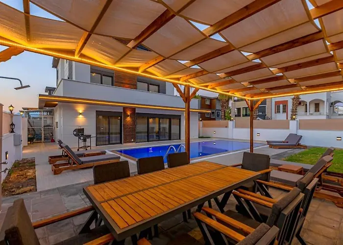 Near By The Land Of Legends , 40 M2 Private Pool Batiatus