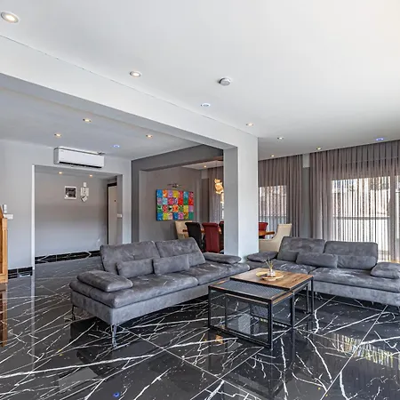 Near By The Land Of Legends , 40 M2 Private Pool Batiatus Belek