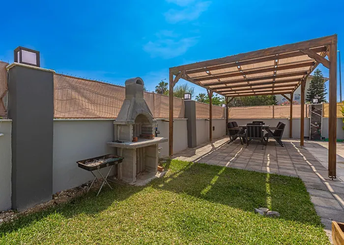 Near By The Land Of Legends , 40 M2 Private Pool Batiatus *