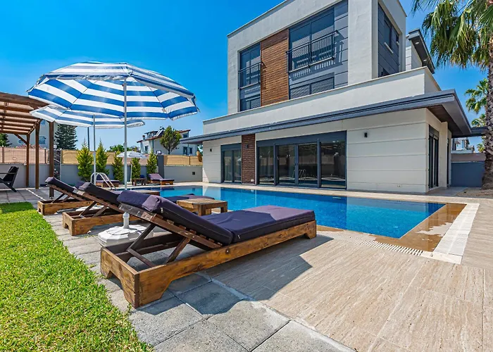 Near By The Land Of Legends , 40 M2 Private Pool Batiatus Vilă *