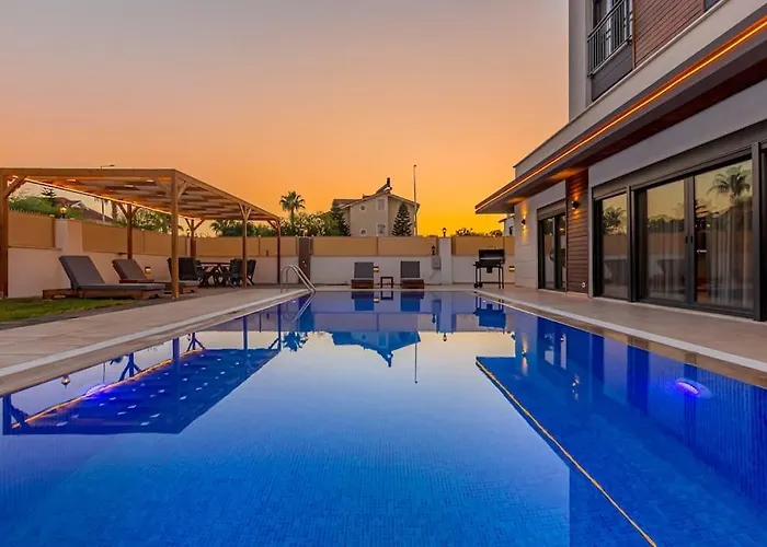 Near By The Land Of Legends , 40 M2 Private Pool Batiatus *